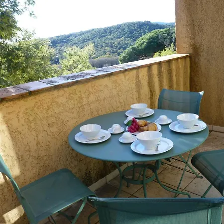 アパート Bastide Le Grimaud Tancado