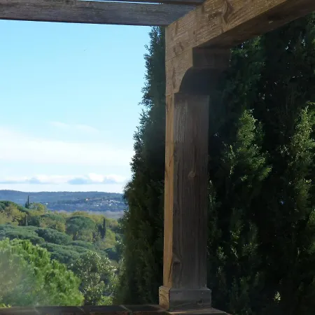 Bastide Le Grimaud Tancado アパート